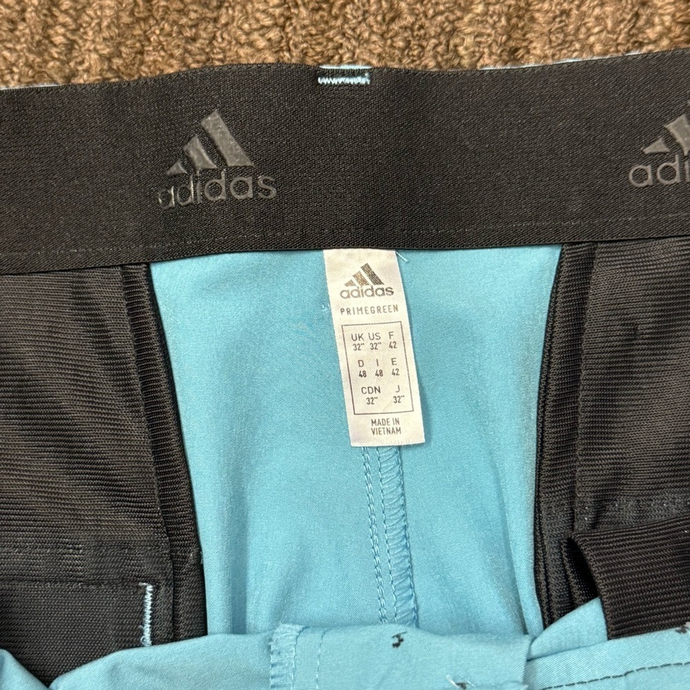 Adidas Light Blue Men's Flat Front Gold Shorts with Speckled Navy Blue Dots - Picture 5 of 7
